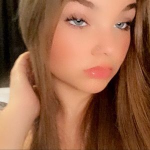 Meet your Posher, Kendra